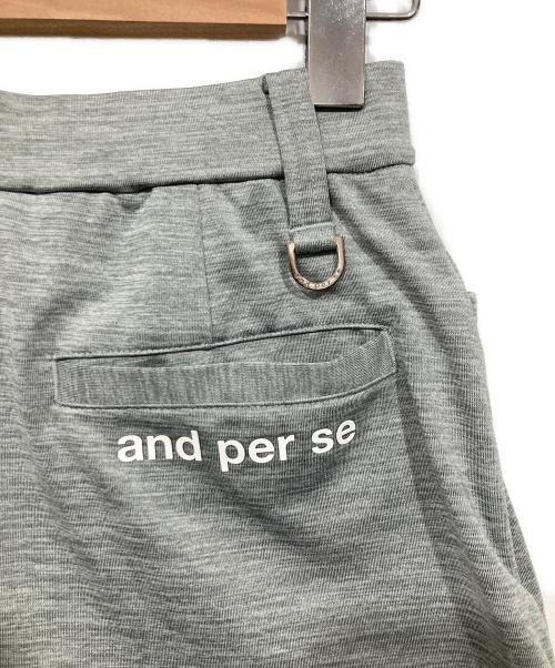 and per se（アンパスィ）and per se (アンパシィ) ゴルフウェア / プリーツスカート グレー サイズ:Sの古着・服飾アイテム