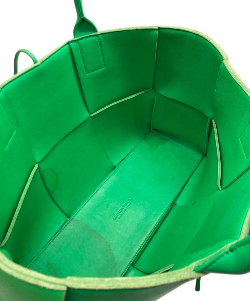 BOTTEGA VENETA（ボッテガベネタ）BOTTEGA VENETA (ボッテガベネタ) アルコトートバッグ(ミディアム)の古着・服飾アイテム