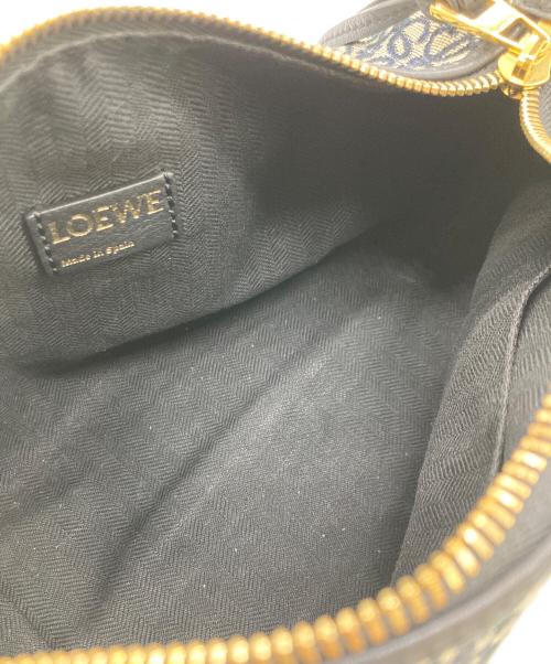 LOEWE（ロエベ）LOEWE (ロエベ) キュービーバッグ(スモール) ネイビー×ホワイトの古着・服飾アイテム