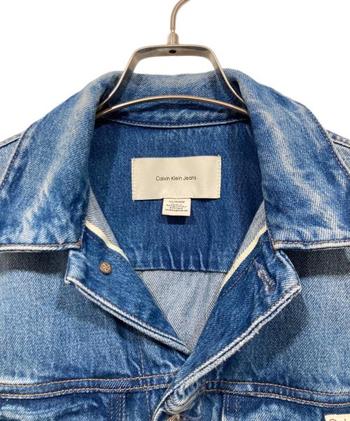 Calvin Klein Jeans（カルバンクラインジーンズ）Calvin Klein Jeans (カルバンクラインジーンズ) 90s ウォッシュドデニムトラッカージャケット ブルー サイズ:XSの古着・服飾アイテム