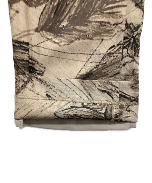 KEITA MARUYAMA（ケイタマルヤマ）KEITA MARUYAMA (ケイタマルヤマ) Ameri (アメリ) 2TUCK STRAIGHT PANTS / 2タックストレートパンツ ベージュ サイズ:Sの古着・服飾アイテム