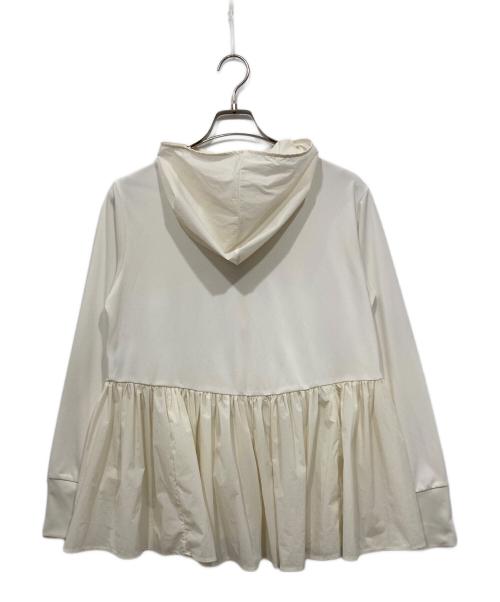 UNFILO（アンフィーロ）UNFILO (アンフィーロ) ペプラムフーディラッシュガード ホワイト サイズ:Mの古着・服飾アイテム