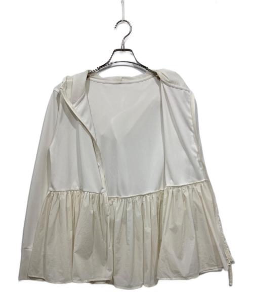 UNFILO（アンフィーロ）UNFILO (アンフィーロ) ペプラムフーディラッシュガード ホワイト サイズ:Mの古着・服飾アイテム