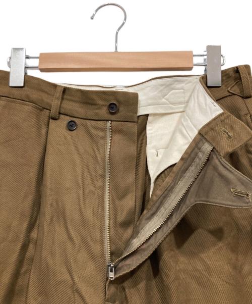 BLURHMS（ブラームス）BLURHMS (ブラームス) SUPER SURGE WIDE SLACKS / スラックスパンツ オリーブ サイズ:3の古着・服飾アイテム
