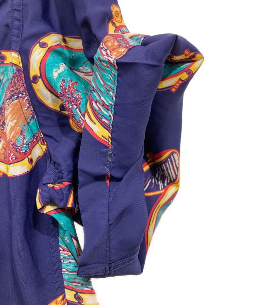 BEAMS（ビームス）BEAMS (ビームス) 東洋エンタープライズ (トウヨウエンタープライズ) レーヨンアロハシャツ パープル サイズ:Mの古着・服飾アイテム