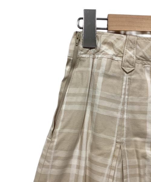 BURBERRY LONDON（バーバリーロンドン）BURBERRY LONDON (バーバリーロンドン) ノバチェックスカート ベージュ サイズ:160Aの古着・服飾アイテム