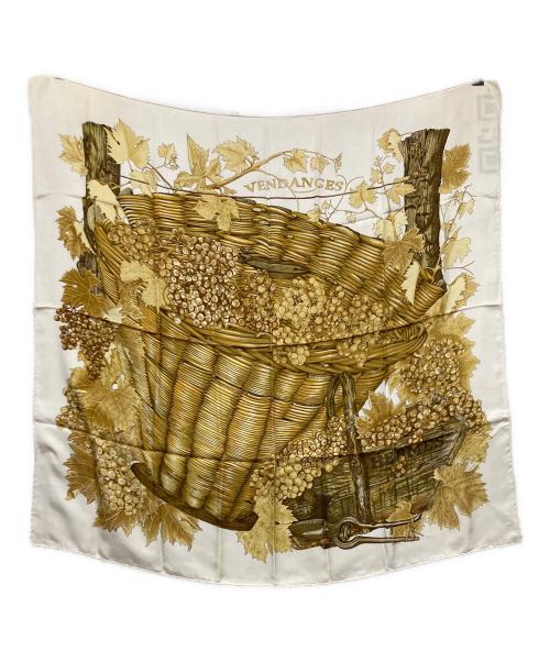 HERMES（エルメス）HERMES (エルメス) シルクスカーフ　カレ90 ぶどう収穫 ホワイトの古着・服飾アイテム