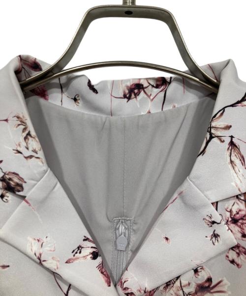 Snidel（スナイデル）Snidel (スナイデル) ベストディテールプリントワンピ グレーの古着・服飾アイテム