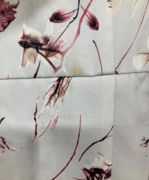 Snidel（スナイデル）Snidel (スナイデル) ベストディテールプリントワンピ グレーの古着・服飾アイテム