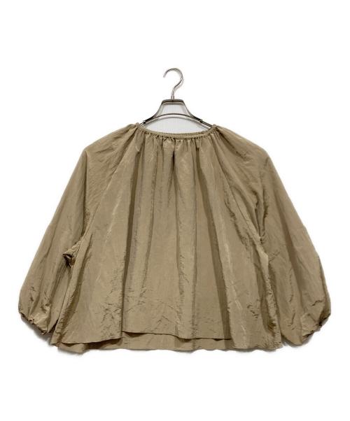 BEARDSLEY（ビアズリー）BEARDSLEY (ビアズリー) ギャザーネックプルオーバーシャツ ベージュ サイズ:Fの古着・服飾アイテム