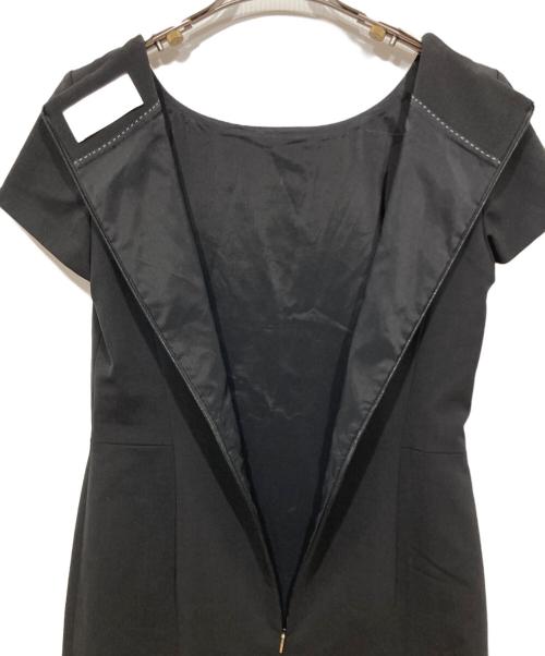 BOSS HUGO BOSS（ボス ヒューゴボス）BOSS HUGO BOSS (ボス ヒューゴボス) ノースリーブワンピース ブラック サイズ:FR36の古着・服飾アイテム