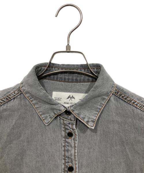 pual ce cin（ピュアルセシン）pual ce cin (ピュアルセシン) ヴィンテージライクデニムシャツ グレー サイズ:Fの古着・服飾アイテム