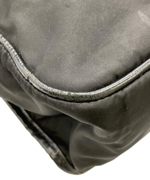 PRADA（プラダ）PRADA (プラダ) ナイロンフラップショルダーバッグ ブラックの古着・服飾アイテム