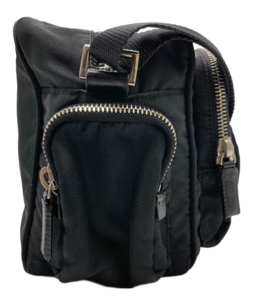 PRADA（プラダ）PRADA (プラダ) ナイロンショルダーバッグ ブラックの古着・服飾アイテム