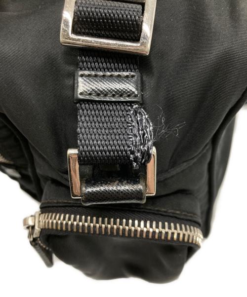 PRADA（プラダ）PRADA (プラダ) ナイロンショルダーバッグ ブラックの古着・服飾アイテム