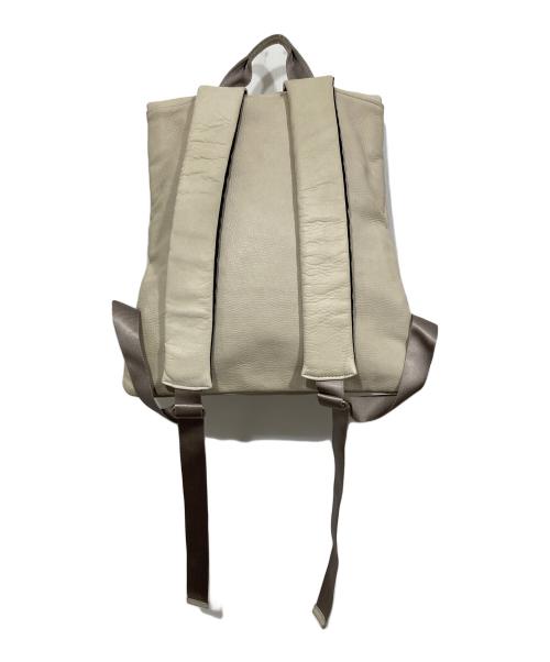 pomtata（ポンタタ）pomtata (ポンタタ) レザーリュック アイボリーの古着・服飾アイテム