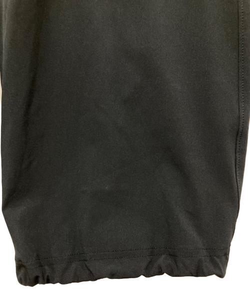 UNDER ARMOUR（アンダーアーマー）UNDER ARMOUR (アンダーアーマー) カーゴパンツ ブラック サイズ:M 未使用品の古着・服飾アイテム