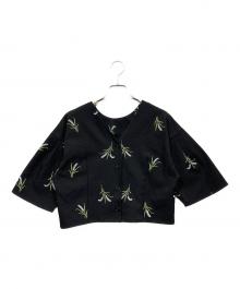 THE YON（ザヨン）の古着「フラワーエンブロイダリータックスリーブクロップドブラウス」｜ブラック