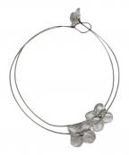 Baccaratバカラ）の古着「フラワーモチーフチョーカー」｜クリア