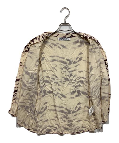 LUSANA（ルサーナ）LUSANA (ルサーナ) JOURNAL STANDARD relume取扱い オープンカラーシャツ / Sarah Shirt アイボリー サイズ:Mの古着・服飾アイテム