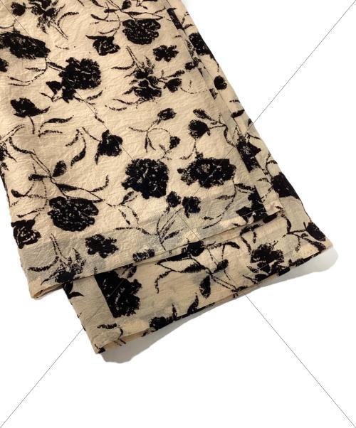 JOURNAL STANDARD（ジャーナルスタンダード）JOURNAL STANDARD (ジャーナルスタンダード) フロッキープリントイージーパンツ ベージュ×ブラック サイズ:Freeの古着・服飾アイテム