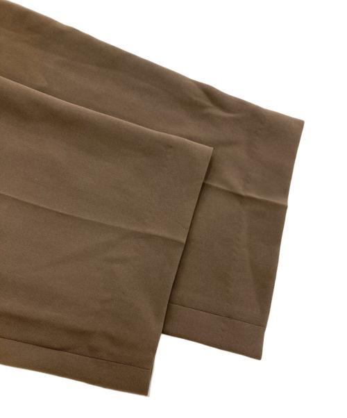 BEAUTY&YOUTH（ビューティーアンドユース）BEAUTY&YOUTH (ビューティーアンドユース) タックワイドストレートパンツ ブラウン サイズ:SIZE Lの古着・服飾アイテム