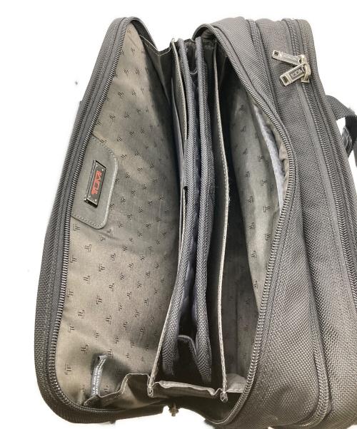 TUMI（トゥミ）TUMI (トゥミ) ブリーフケース ブラックの古着・服飾アイテム
