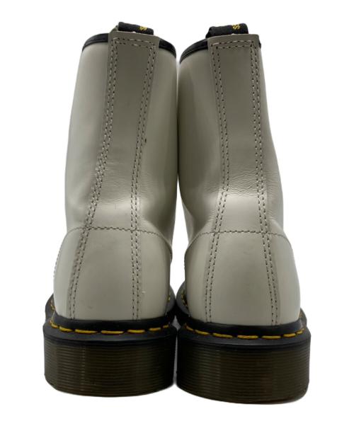 Dr.Martens（ドクターマーチン）Dr.Martens (ドクターマーチン) 8ホールブーツ ホワイト サイズ:24㎝の古着・服飾アイテム