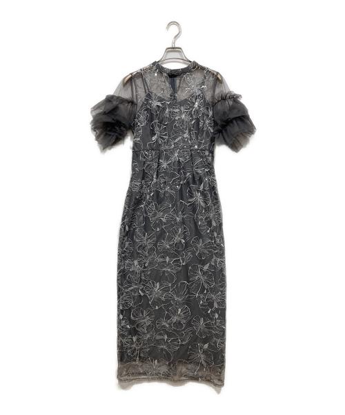 ANDRESD（アンドレスド）ANDRESD (アンドレスド) キーネックエンブロイダリードレス / key neck embroidery dress グレー サイズ:Ｍの古着・服飾アイテム