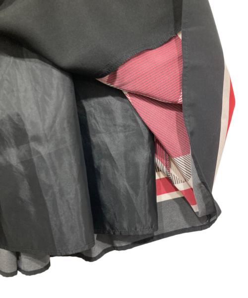 BLUE LABEL CRESTBRIDGE（ブルーレーベルクレストブリッジ）BLUE LABEL CRESTBRIDGE (ブルーレーベルクレストブリッジ) チェックロングスカート ブラック サイズ:36の古着・服飾アイテム