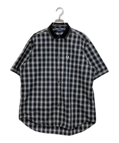 FRED PERRY（フレッドペリー）FRED PERRY (フレッドペリー) 半袖シャツ ブラック サイズ:Lの古着・服飾アイテム