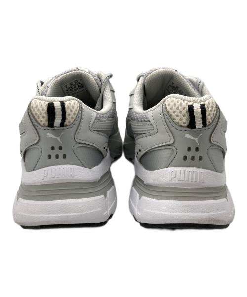 PUMA（プーマ）PUMA (プーマ) ローカットスニーカー / フィロックス / PUMA PHLOX WNS GLACIAL GRAY-PUMA WHITE グレー サイズ:25.0の古着・服飾アイテム