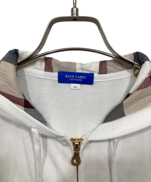 BLUE LABEL CRESTBRIDGE（ブルーレーベルクレストブリッジ）BLUE LABEL CRESTBRIDGE (ブルーレーベルクレストブリッジ) ジップパーカー ホワイト サイズ:38の古着・服飾アイテム