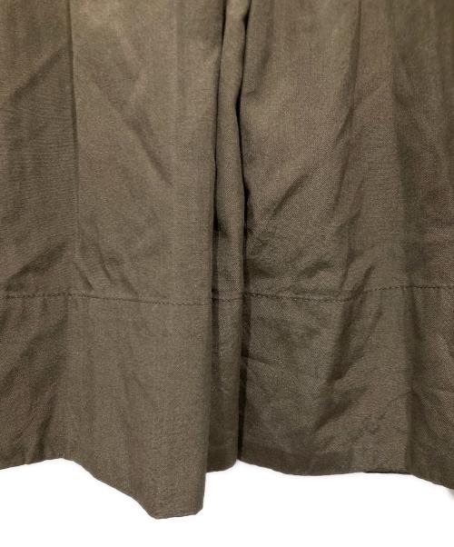 MARGARET HOWELL（マーガレットハウエル）MARGARET HOWELL (マーガレットハウエル) コットンシルクスカート / SILK COTTON POPLIN オリーブ サイズ:1の古着・服飾アイテム