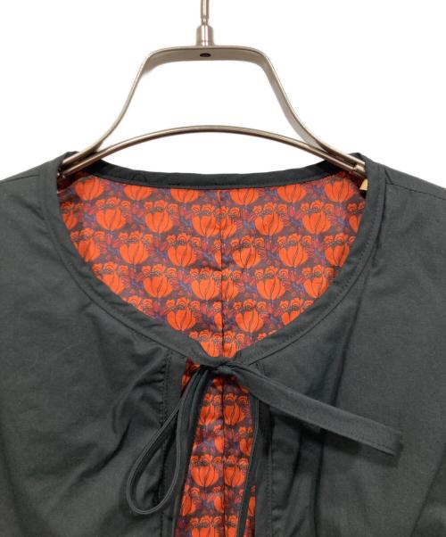 PARIS DE AOUNE（パリドゥアオウネ）PARIS DE AOUNE (パリドゥアオウネ) 中綿ジャケット ブラック サイズ:Freeの古着・服飾アイテム