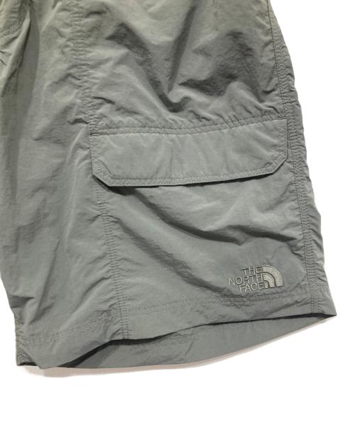 THE NORTH FACE（ザ ノース フェイス）THE NORTH FACE (ザ ノース フェイス) ショートパンツ /  RUSTLE SHORT グレー サイズ:Lの古着・服飾アイテム