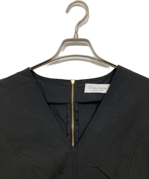 i Dea Luce（イデア ルーチェ）i Dea Luce (イデア ルーチェ) Vネックパフスリーブワンピース ブラック サイズ:Lの古着・服飾アイテム