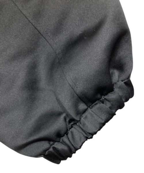 i Dea Luce（イデア ルーチェ）i Dea Luce (イデア ルーチェ) カラーレスサテンジップジャケット ブラック サイズ:38の古着・服飾アイテム