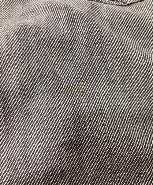 ISSEY MIYAKE（イッセイミヤケ）ISSEY MIYAKE (イッセイミヤケ) デニムパンツ グレー サイズ:35の古着・服飾アイテム