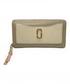 MARC JACOBSマークジェイコブズ）の古着「長財布/ラウンドジップ」｜ベージュ