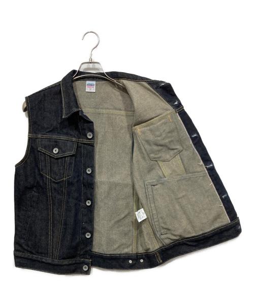 IRON HEART（アイアンハート）IRON HEART (アイアンハート) 21oz セルビッチデニム トラッカーベスト インディゴ サイズ:38の古着・服飾アイテム