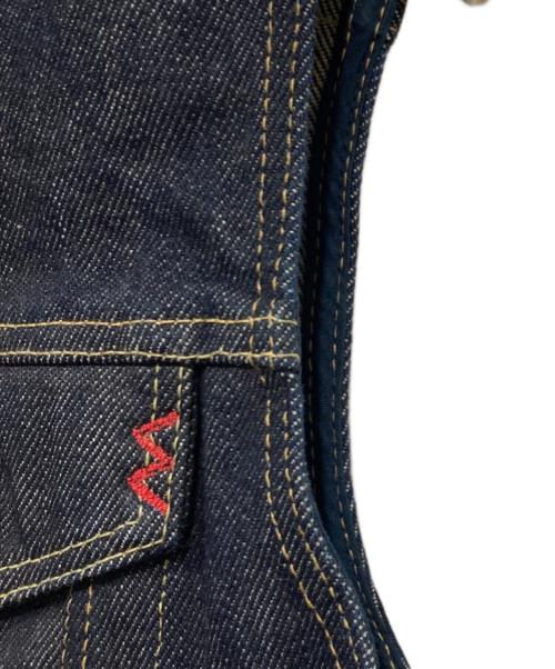 IRON HEART（アイアンハート）IRON HEART (アイアンハート) 21oz セルビッチデニム トラッカーベスト インディゴ サイズ:38の古着・服飾アイテム