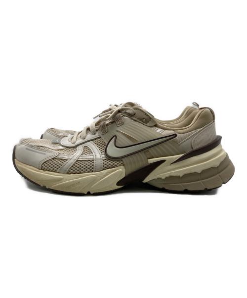 NIKE（ナイキ）NIKE (ナイキ) ローカットスニーカー / NIKE W V2K RUN LT OREWOOD BRN/LIGHT BONE-KHAKI-EARTH ベージュ サイズ:27.5cmの古着・服飾アイテム