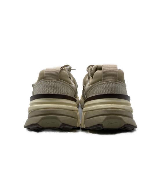 NIKE（ナイキ）NIKE (ナイキ) ローカットスニーカー / NIKE W V2K RUN LT OREWOOD BRN/LIGHT BONE-KHAKI-EARTH ベージュ サイズ:27.5cmの古着・服飾アイテム