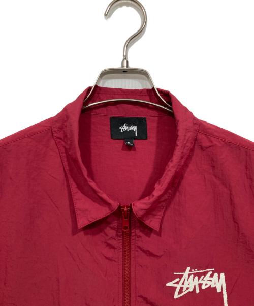 stussy（ステューシー）stussy (ステューシー) 半袖ナイロンシャツ レッド サイズ:Ｍの古着・服飾アイテム