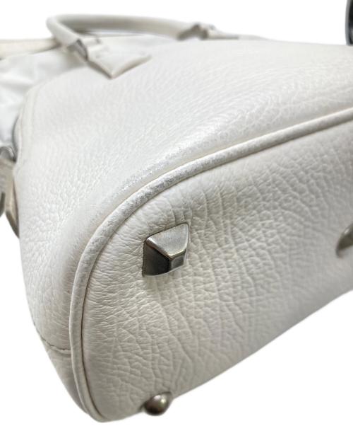 Maison Margiela（メゾンマルジェラ）Maison Margiela (メゾンマルジェラ) 2WAYバッグ ホワイトの古着・服飾アイテム