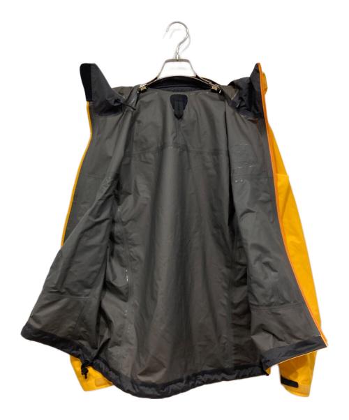 ARC'TERYX（アークテリクス）ARC'TERYX (アークテリクス) ベータSLジャケット / BETA SL JACKET イエロー サイズ:Sの古着・服飾アイテム