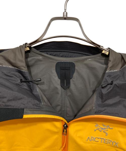 ARC'TERYX（アークテリクス）ARC'TERYX (アークテリクス) ベータSLジャケット / BETA SL JACKET イエロー サイズ:Sの古着・服飾アイテム
