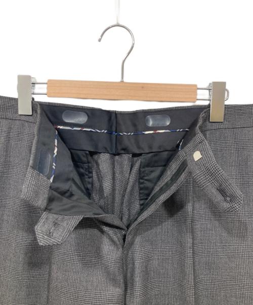 NEWYORKER（ニューヨーカー）NEWYORKER (ニューヨーカー) 1タックスラックス グレー サイズ:88.5cm (W35)の古着・服飾アイテム