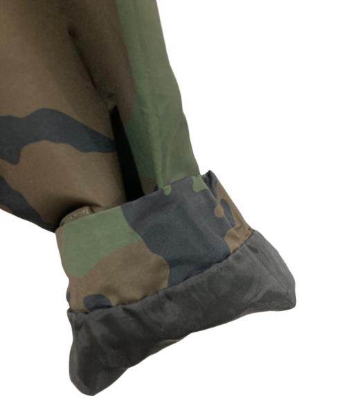 HUF（ハフ）HUF (ハフ) カモフラジャケット グリーン×ベージュ サイズ:Mの古着・服飾アイテム